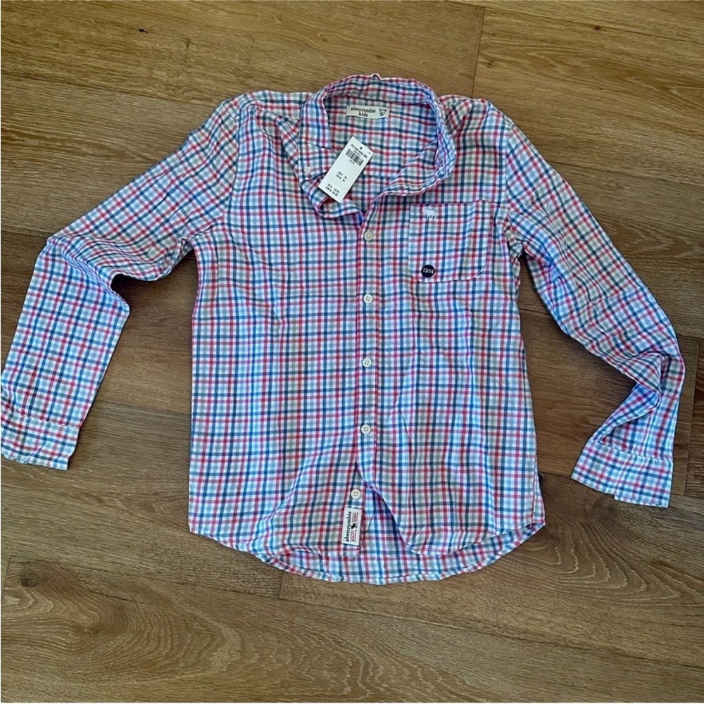 NWT Abercrombie and Fitch Boys Button Down
